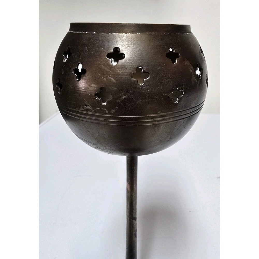 VTG Gatco Brass Tea Light Holder Cutwork Star Design Made in India Set 10" & 8" - Picture 5 of 10